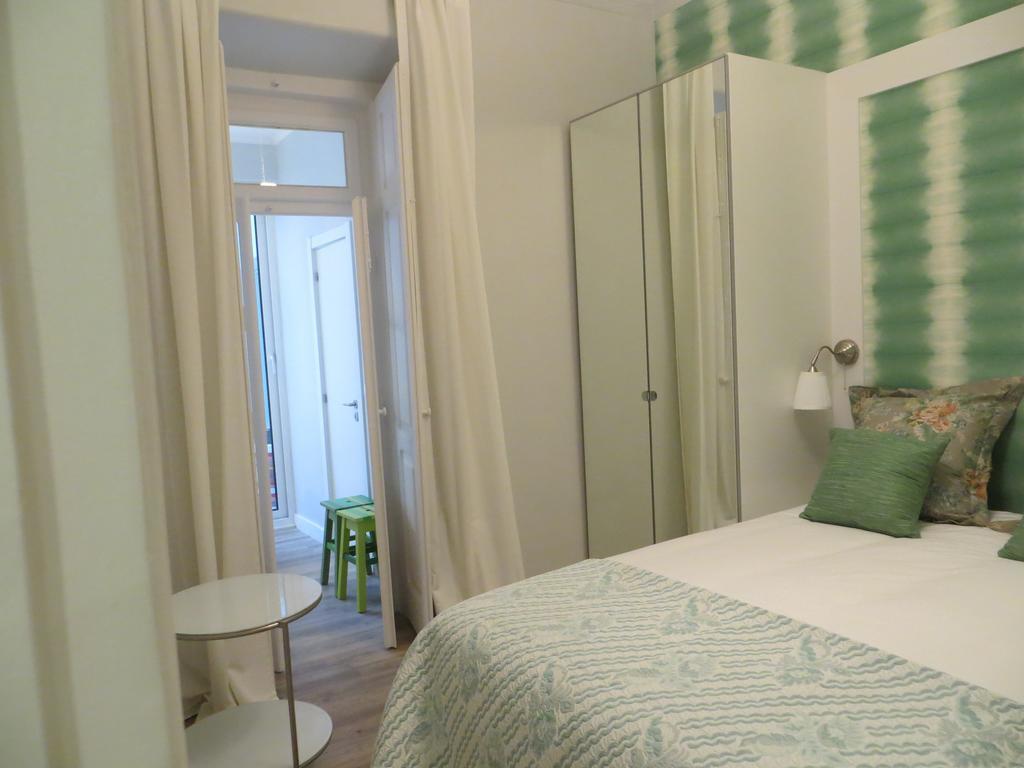 Apartamento Roma Lisboa Стая снимка